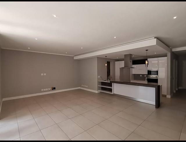 3 BEDROOM APARTMENT FOR SALE IN HYDE PARK